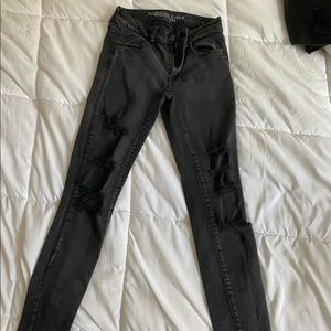 black american eagle skinny jeans